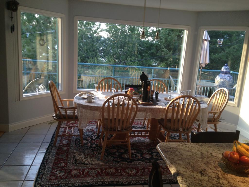 Eagle'S Nest B&B Lake Country Εξωτερικό φωτογραφία