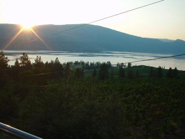 Eagle'S Nest B&B Lake Country Εξωτερικό φωτογραφία